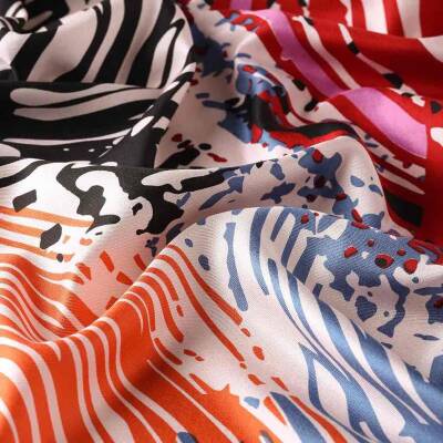 İPEKEVİ RENKLİ ZEBRA DESENLİ İPEK ŞAL MODEL 01 - 4