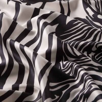 İPEKEVİ ZEBRA DESEN İPEK ŞAL - 3